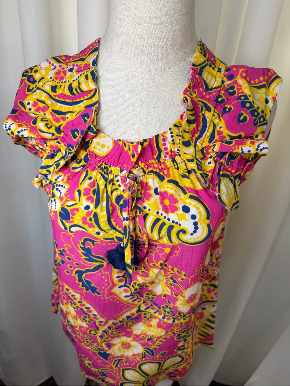 NWT Figue ‘Gianna’ Flutter Sleeve Top in Pink & Yellow “Paisley Floral” Size XS